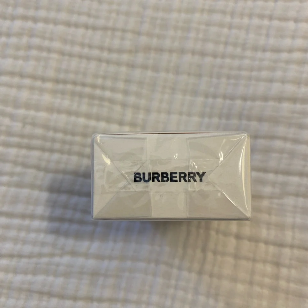 Burberry Her Eau de Parfum 30ml - Picture 3 of 3